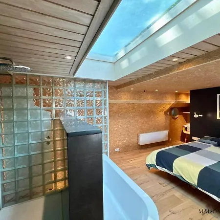 La Péniche De Santa Cruz - Sur La Meuse, Centre * Liegi