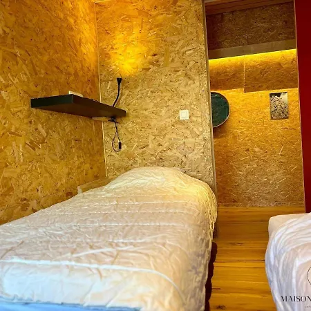 La Péniche De Santa Cruz - Sur La Meuse, Centre Botel Liegi