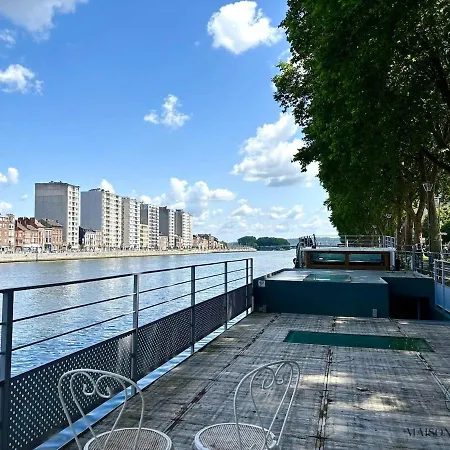 Úszó hotel La Peniche De Santa Cruz - Sur La Meuse, Centre *