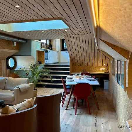 La Péniche De Santa Cruz - Sur La Meuse, Centre Botel Liegi