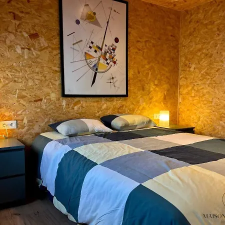 La Péniche De Santa Cruz - Sur La Meuse, Centre