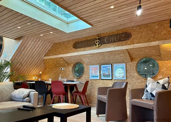 Bateau-hôtel La Péniche De Santa Cruz - Sur La Meuse, Centre